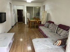 泗阳众兴大润发绿都第一城,211户型,居家装修,家电齐全,拎包入住出租房源真实图片