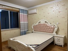 东台东台城区鼓楼路步行街上架步行街C位东坝小区128三叶草户型享都市繁华出租房源真实图片