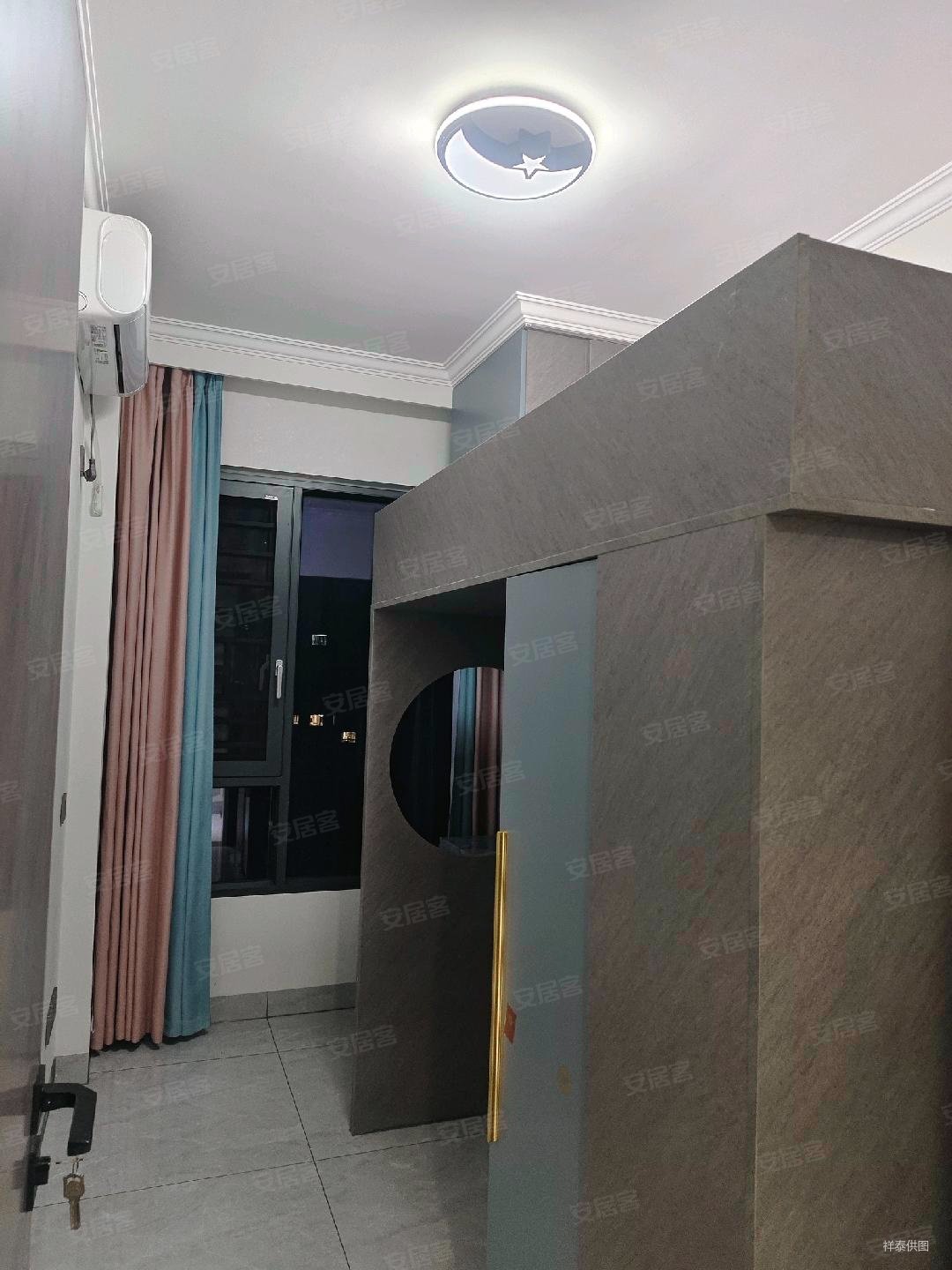 富临国际4室2厅2卫123.93㎡南132万