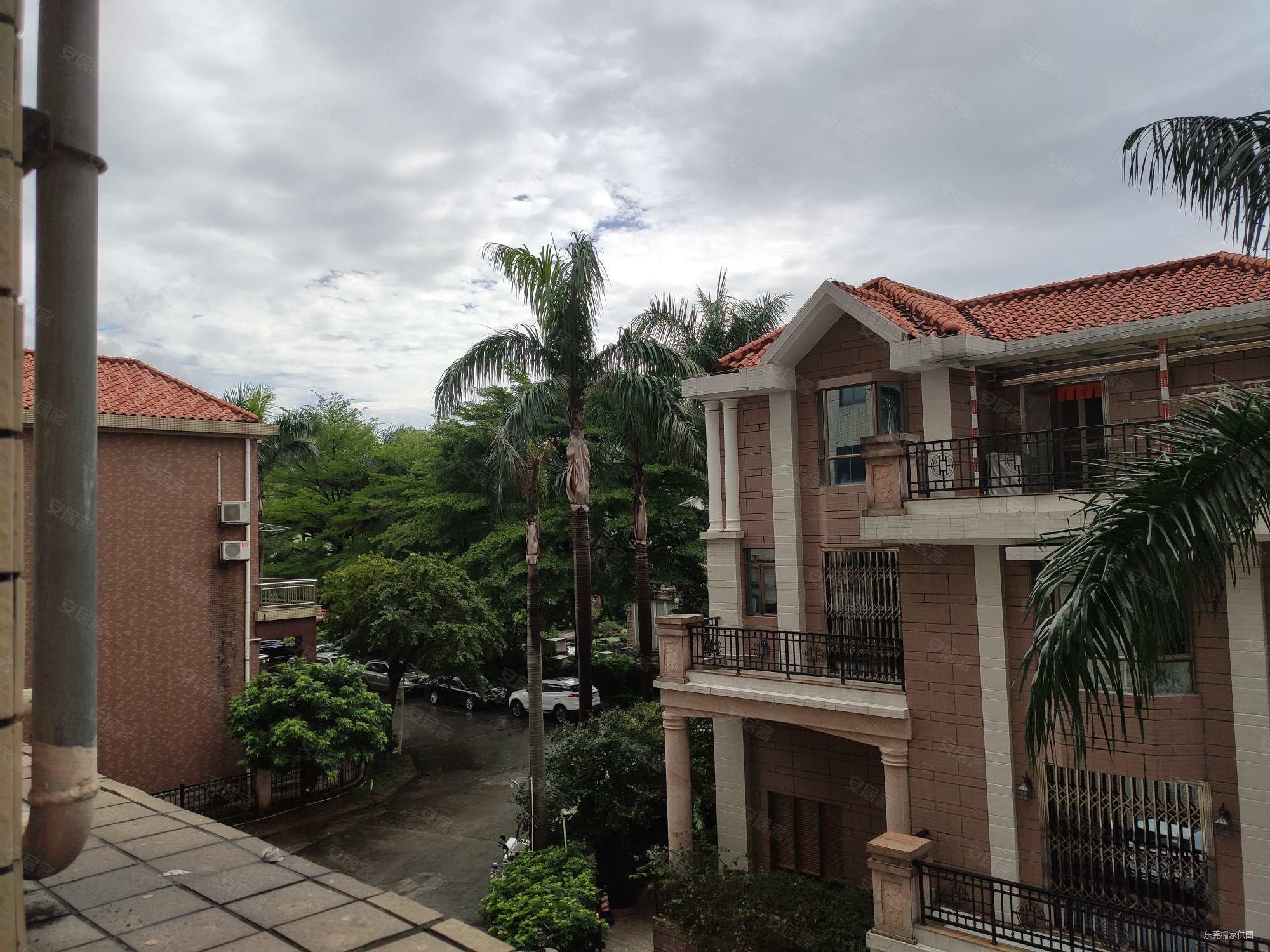 翠湖花园 电梯房 满二 医疗配套成熟 交通便利 购物方便,翠湖花园二手