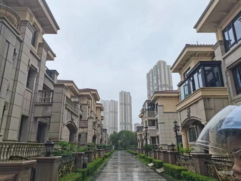 泉州房产网>泉州二手房>鲤城二手房>浮桥二手房>茂诚皇江御景>800_600