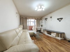 丹东振兴六纬路小学学区伟豪市场旁 锦绣小区 步梯4楼 2室2厅 包取暖物业 有钥匙出租房源真实图片