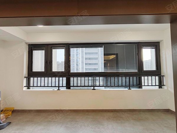 徐州泉山风华园美的金科云筑老矿大汇邻湾三胞广场云龙湖地铁口新小区新房子出租出租房源真实图片