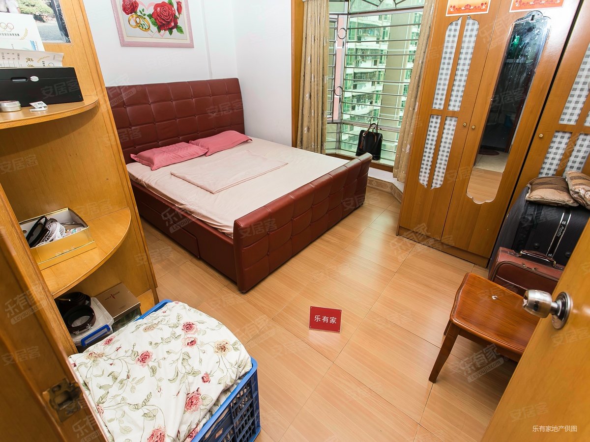 泰华锦绣城2室2厅1卫79.5㎡南北312万