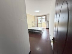 北京石景山金顶街6号线金安桥地铁 苹果园 喜隆多 寰宇荟 金顶街五区朝南主卧出租房源真实图片