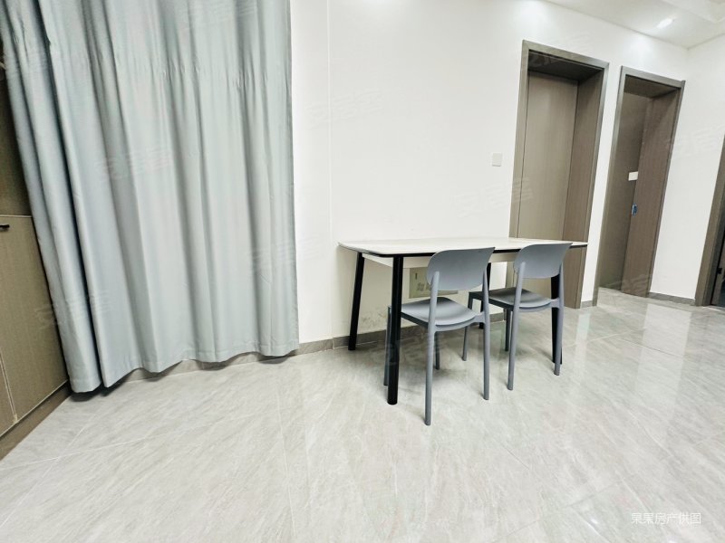 松南城华秀苑2室2厅1卫61㎡南104万