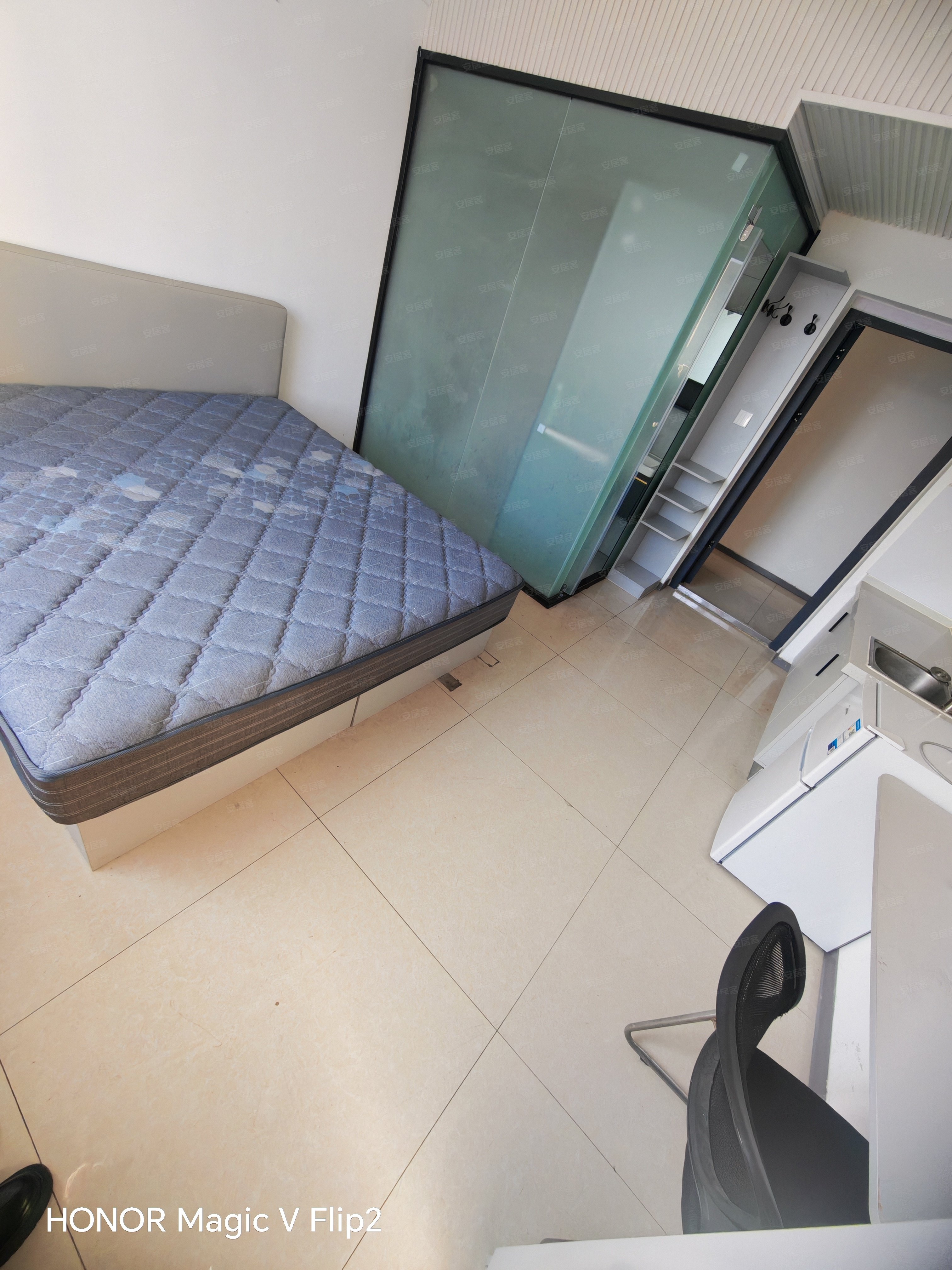 光谷软件园西侧，滨海大道附近