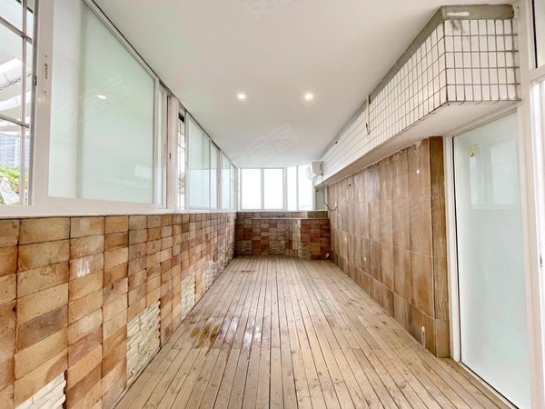 深圳罗湖翠竹翠景山庄翠景山庄顶楼复式 可住家可做办公室 钥匙在手