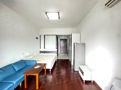 深圳福田香蜜湖香蜜时代单身公寓，有钥匙出租房源真实图片