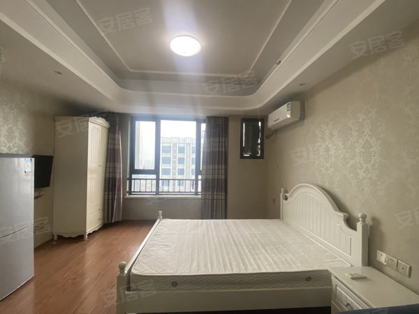 金华金东多湖万达广场万达广场拎包入住，家具家电齐全，楼层高，视野开阔出租房源真实图片