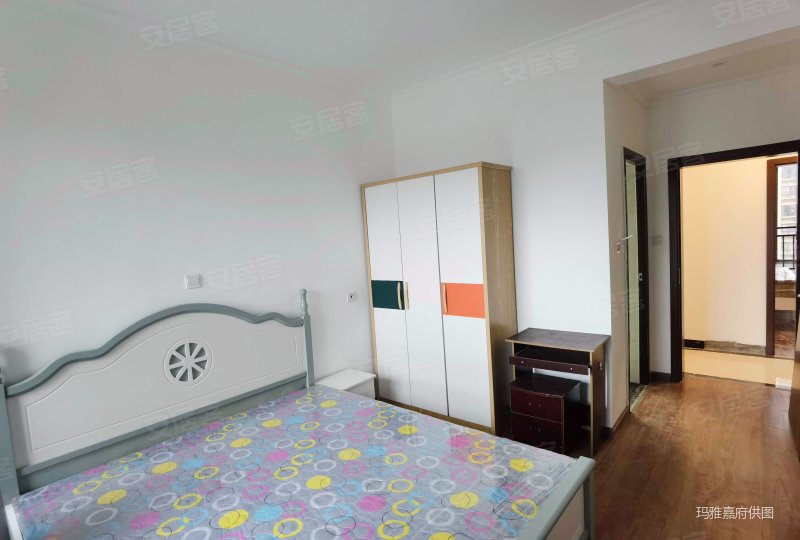 龙都国际龙都北路399号3室2厅2卫105平方米