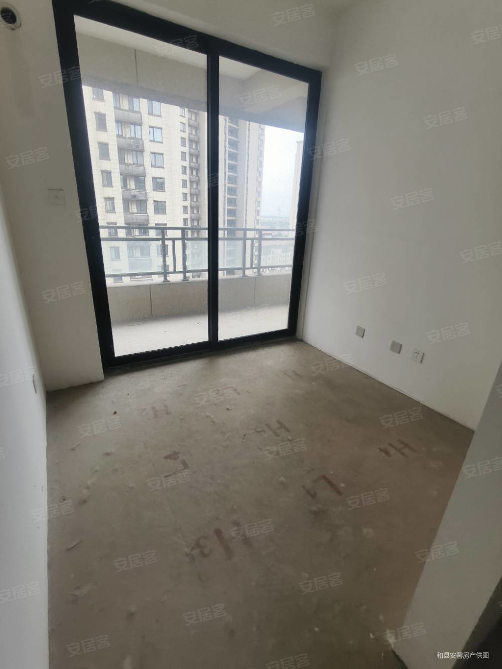 明发江湾新城3室2厅1卫86㎡南北29万