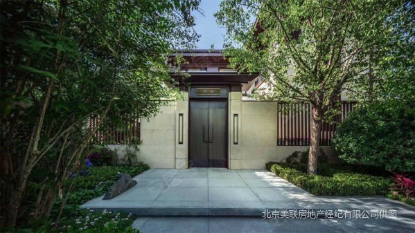 低首付超低捡漏(海晏春秋)同比(棠颂别墅)送车位花园精装