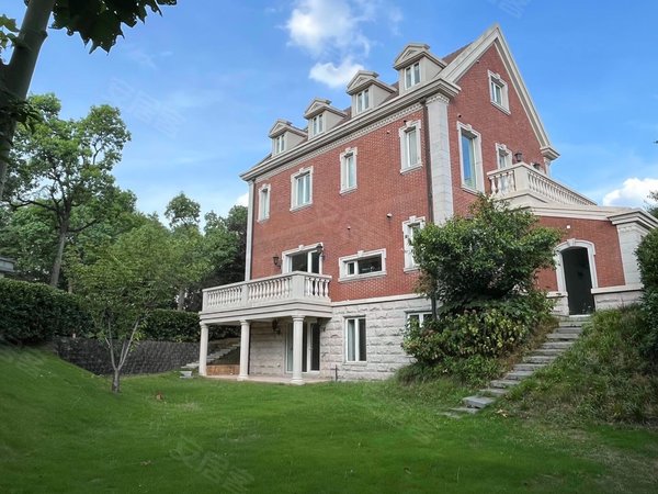 上海浦东碧云云间绿大地(别墅)开发商户型包物业包发票24小时管家服务