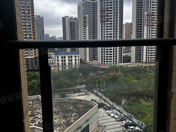 湛江开发区城市假日上景中心上景中心 1室0厅1卫出租房源真实图片