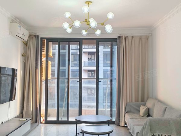 杭州临安青山湖荣盛檀越府荣盛檀越府115方洋房出租房源真实图片