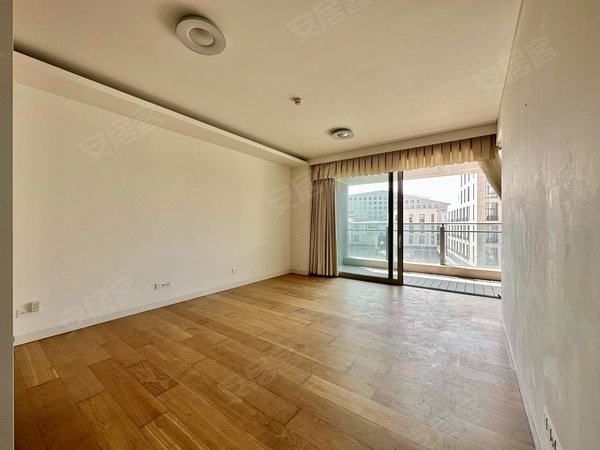 深圳福田莲花村深业上城新出一房一厅,空房低价租,看小镇景观出租房源