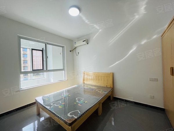 德州齐河城区东海清河园清河园东区洋房!带车位储藏室!三室!拎包住!