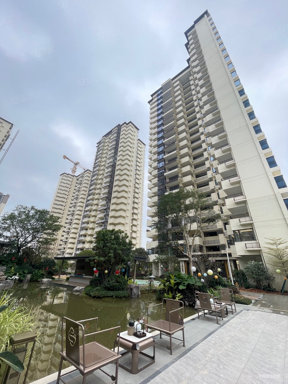 云樾观棠2室2厅1卫65.93㎡南52万