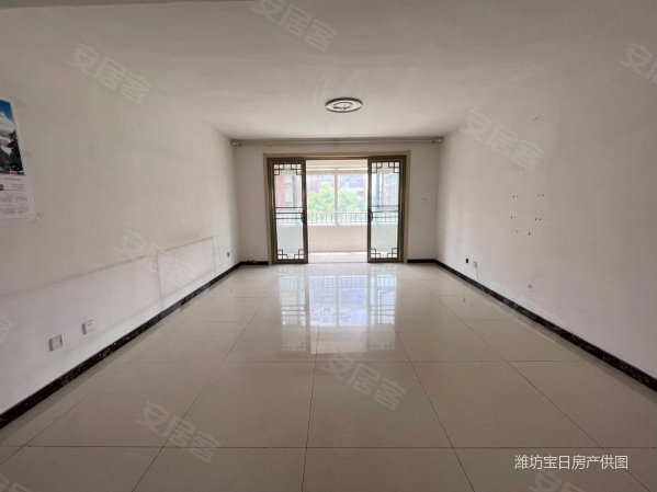 国际花园(昌乐)3室2厅1卫138㎡南北90万