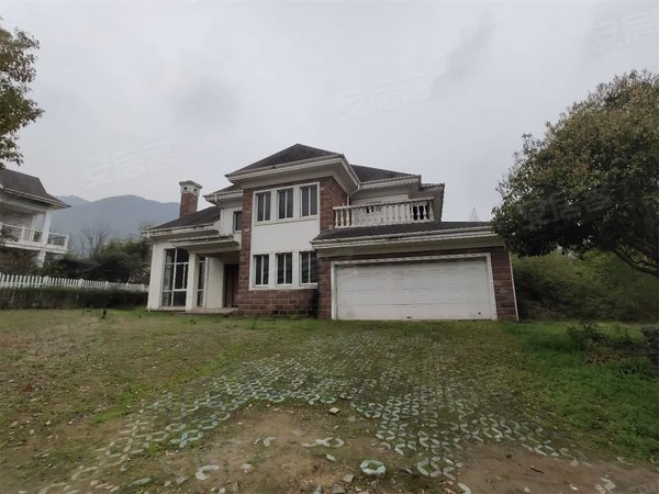 杭州富阳银湖秀水山庄银湖地铁口 精装独栋别墅 地势高 视野好 真正山