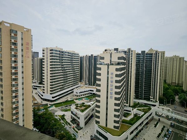 安子地铁口!尚嘉中心!,黄岛租房