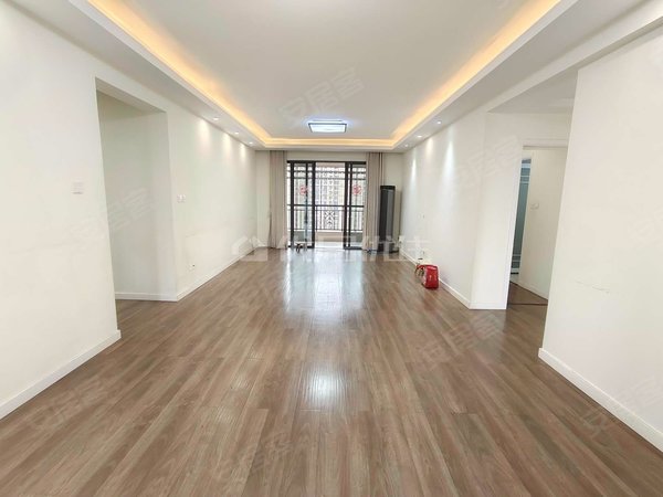 【多图】中海雍翠峰,兴宁周边租房,朝南4房 127平米电梯中高层 看小区