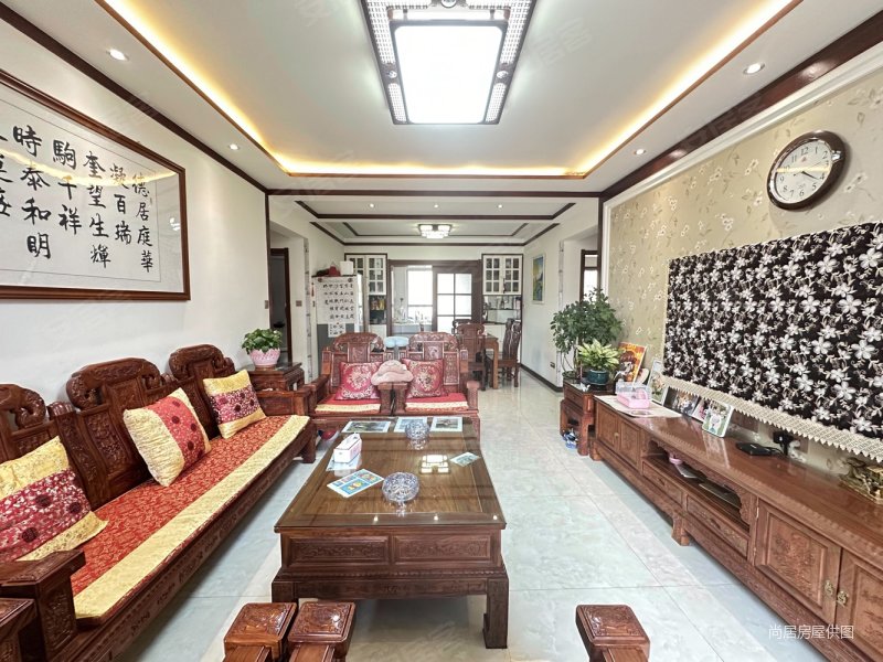 省中心医院附近 海亮滨河壹号 精装三室 全明中层