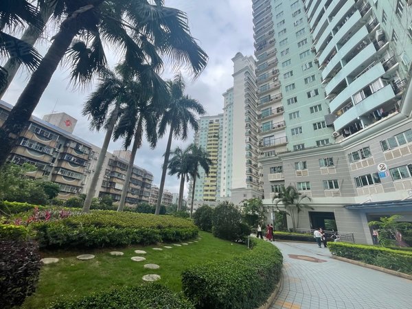 深圳南山华侨城世界花园海华居1号线2号线世界之窗站步行400米电梯