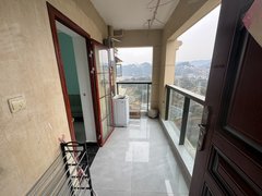 恩施恩施市土桥坝恩施学院 巴山春晓小区 温馨一室一厅带阳台 可短租 押一付一出租房源真实图片
