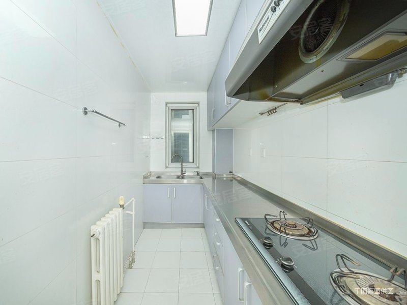 东坝 电梯房 板楼 朝南 近地铁 出行方便 满五 ,金隅悦和园二手房,256