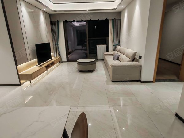 深圳宝安沙井星河荣御星河三期四房家具齐全,密码看房,随时入住住出租