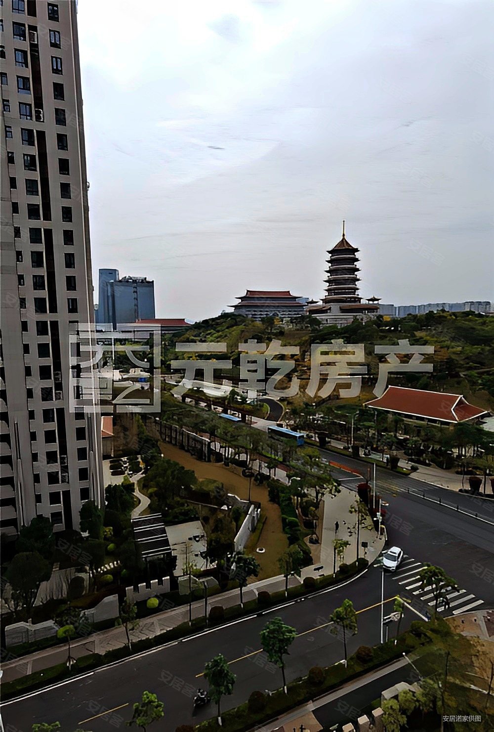 带电梯 朝南 精装修 次新小区 近地铁 交通便捷 房东急置换,莲花首岸