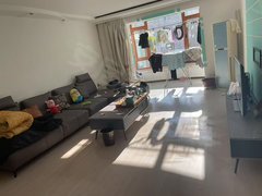 阜新海州海州城区东芳家园，步梯五楼，两室一厅，103平，精装修，家电齐全，出租房源真实图片