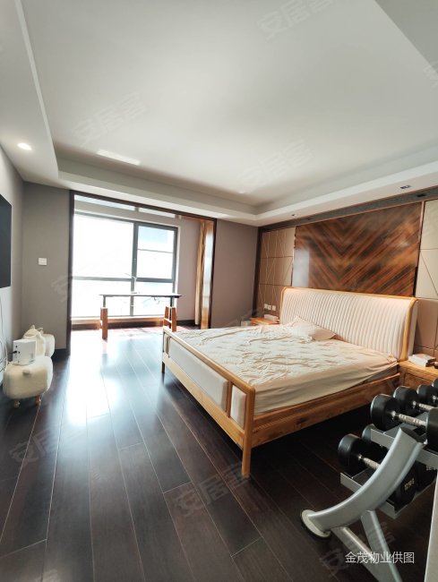 首创禧瑞都4室2厅3卫390.2㎡南北0万