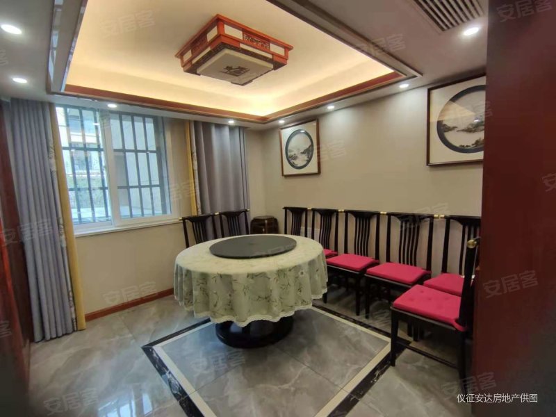 东郡华府南北通透近地铁精装可拎包入住小区新商品住宅