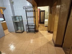 安顺西秀两可间车城加油站，交通便利，出门几步就是菜场，商圈成熟，房子很干净出租房源真实图片