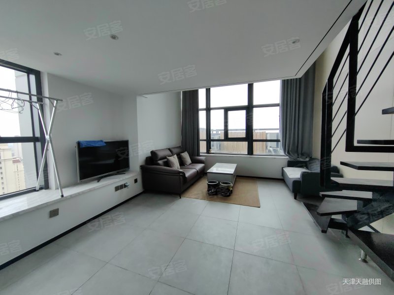 融创中心中南广场(西区)1室1厅2卫46.48㎡西北98万