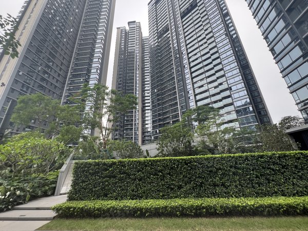 【多图】中海观澜府,工业大道南租房,全新未住 家电齐全 小区门口是