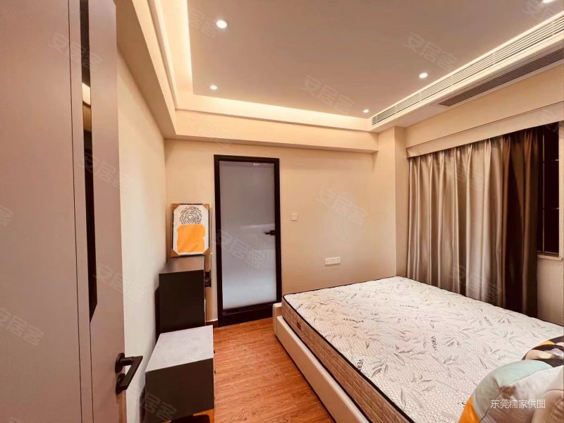 常平南站 地铁口豪装4房仅售113万,付20w拎包入住,置富广场二手房,113