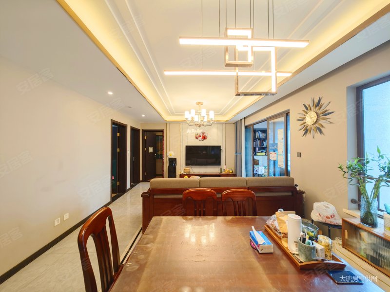 高新区旁花样年家天下精装套三双卫 南北通透家具家电齐随时看房