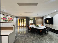 深圳宝安新安曦城四期全新现代精装修联排别墅 对公接待 家庭聚会 租金好谈出租房源真实图片