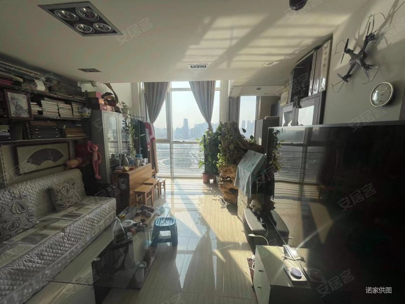 高楼层视野无遮挡 满五 购物方便 带电梯 近医院,红城柏丽花园二手房