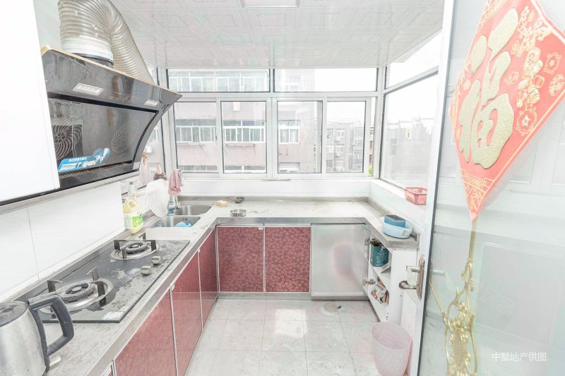 地铁口小两室 采光好看房子总价低 边户有需要联系我小张,恒福花园