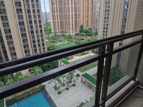 深圳南山深圳湾汉森吉祥龙花园吉祥龙花园89平精装3房,家私全齐,15500