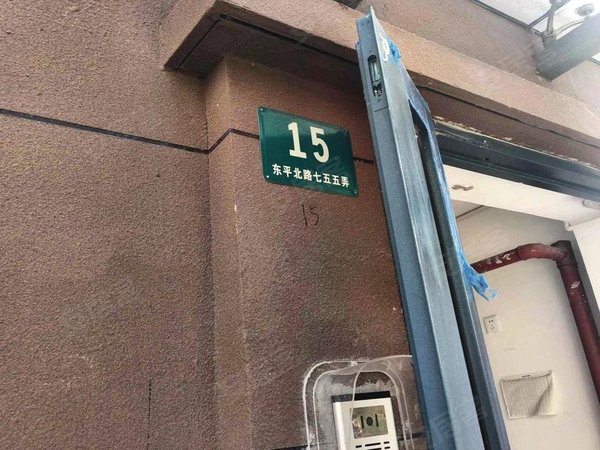 上海崇明城桥明南佳苑金山新城超值好房便宜出租了!急急急!