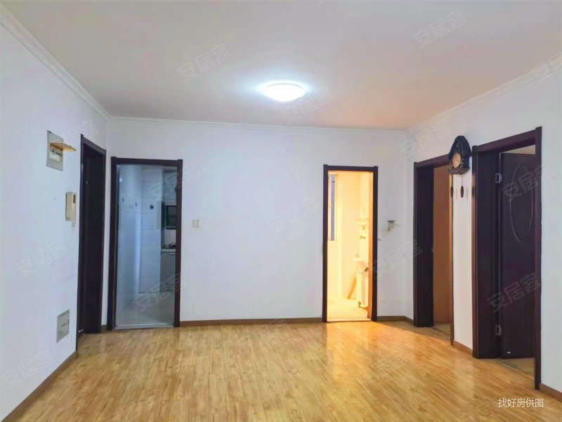 中间好楼层房源的好,不是来自房源标题,而是源于他确实