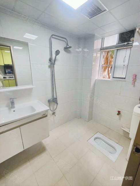 苑 天桃十一中 茶公园旁 两房 环境好 出行方便,金花苑二手房,105万,2