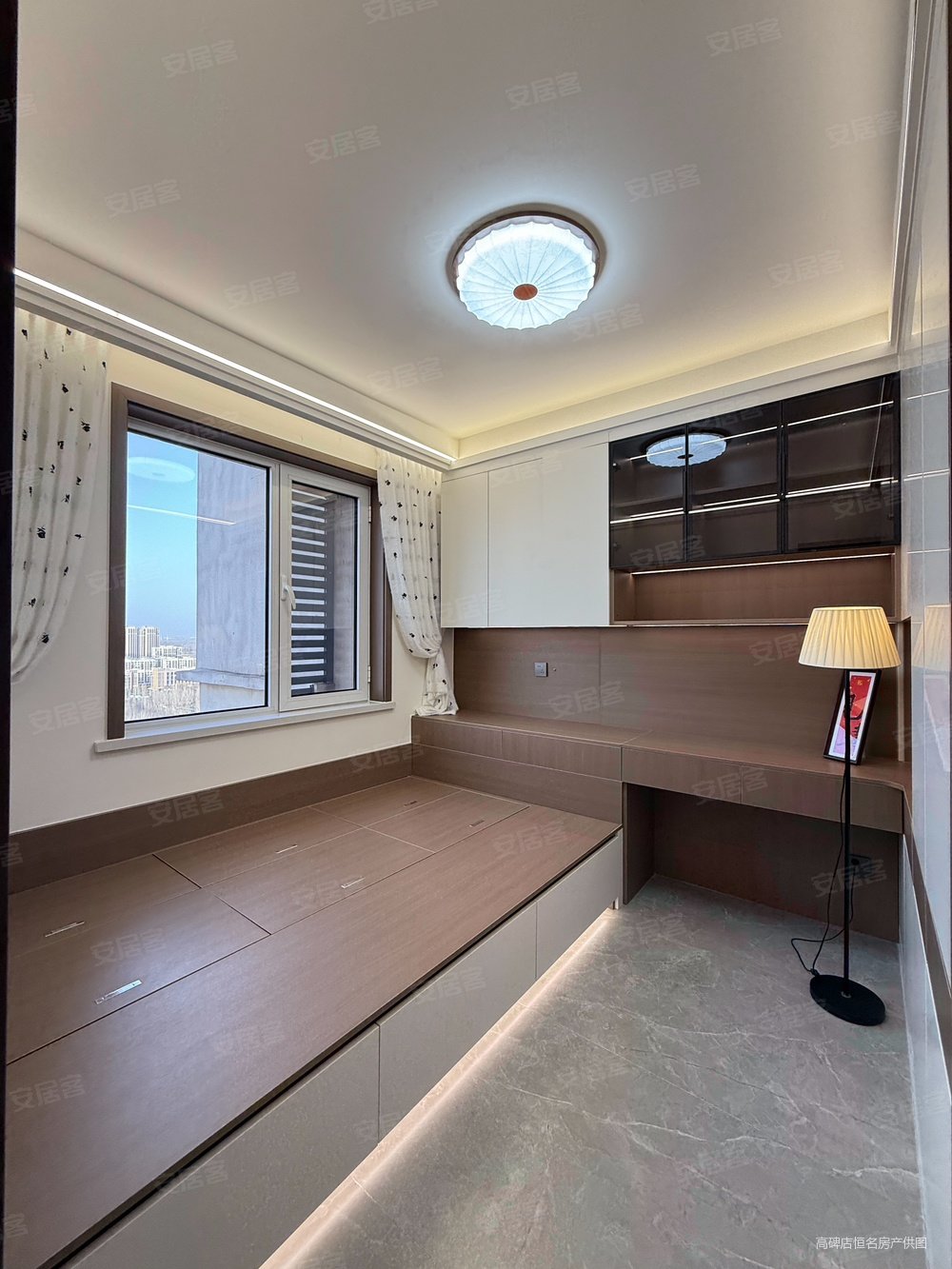 英伦名郡剑桥郡3室2厅2卫119㎡南北95万