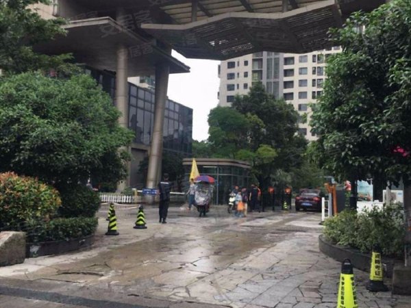 鼎泰花园电梯房地铁团结桥站沃尔玛吴中人民医院汇邻广场